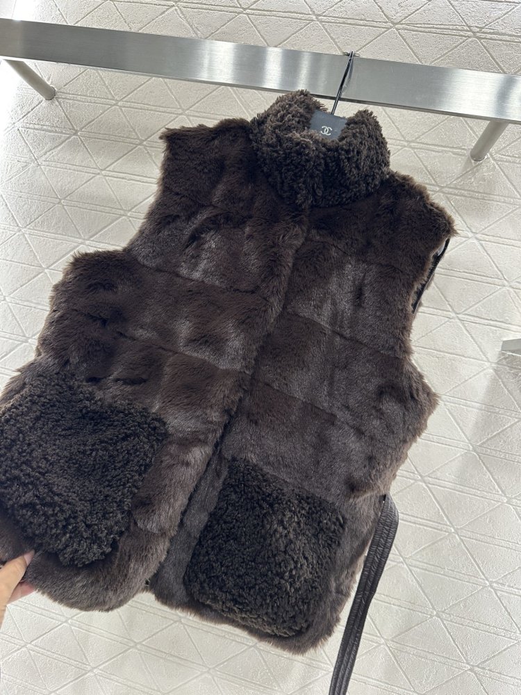 Жилетка Teddy Plush меховая женская фото 6