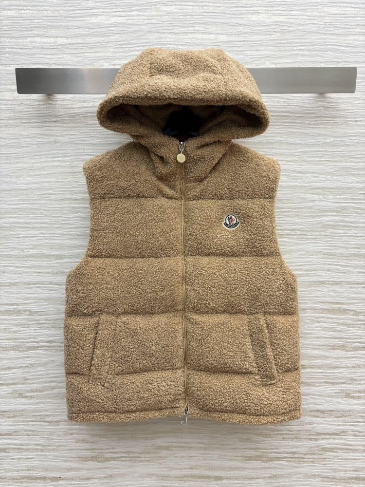 Жилетка жіноча