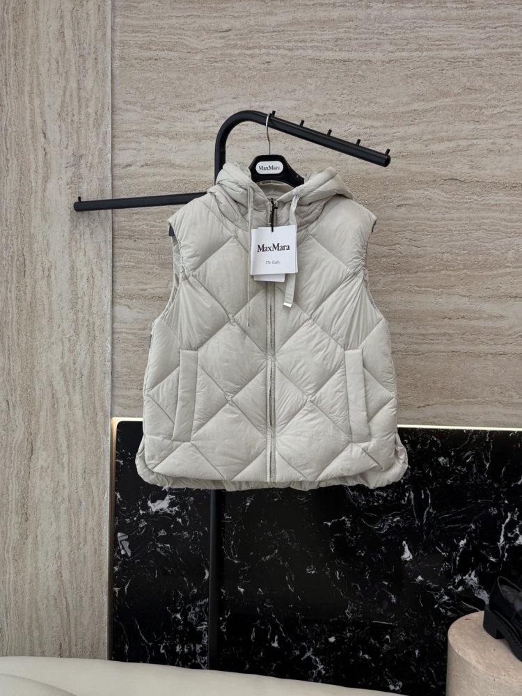 Жилетка жіноча