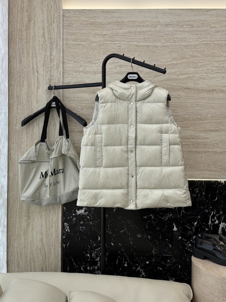 Жилетка жіноча