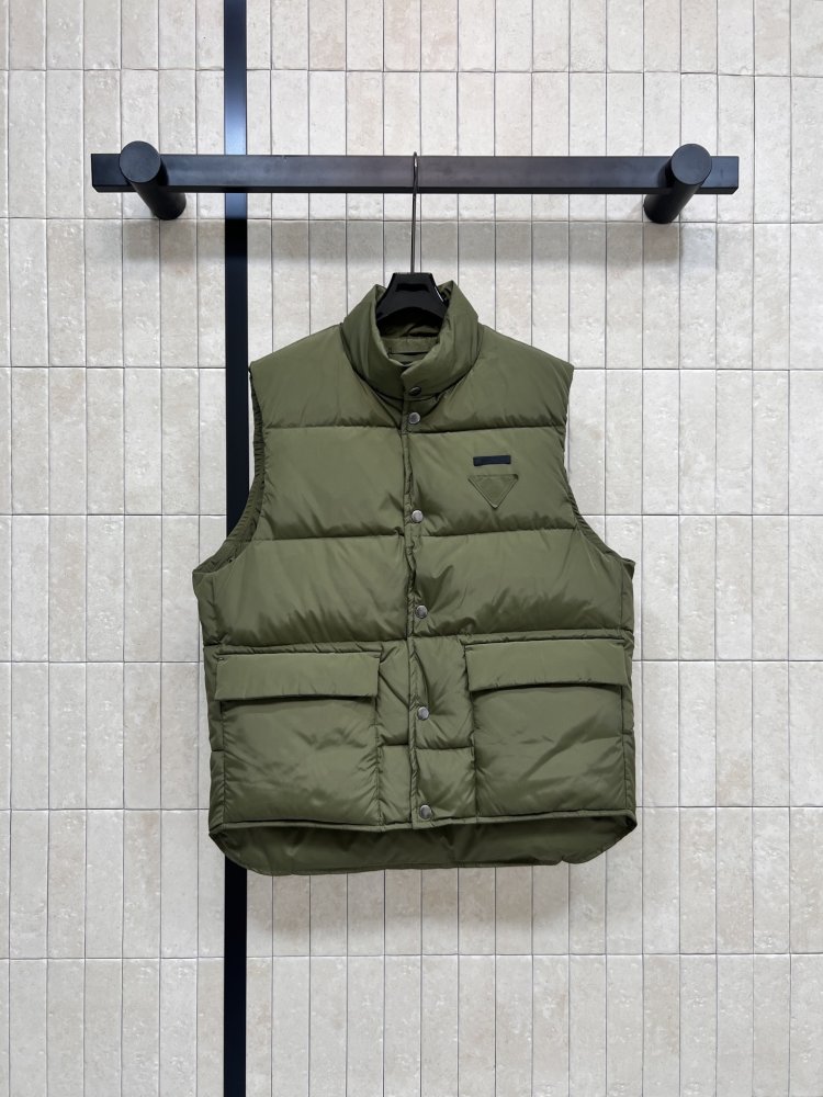 Жилетка женская