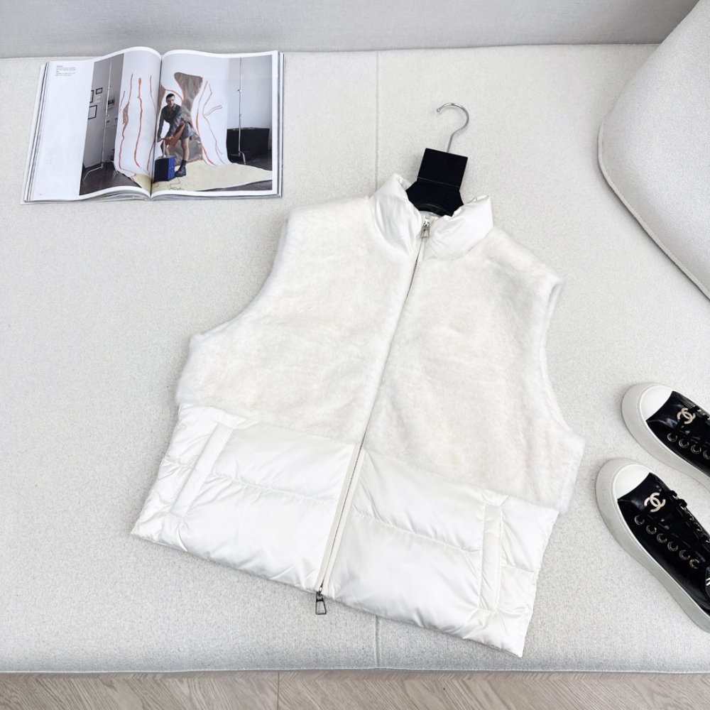 Жилетка женская