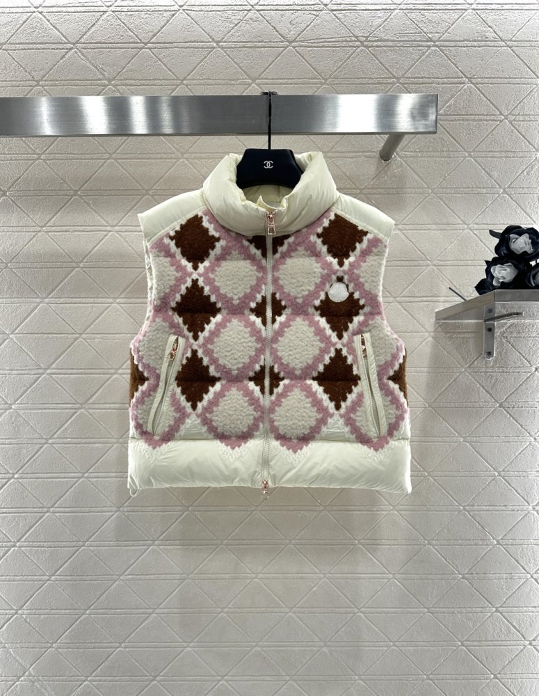 Жилетка женская