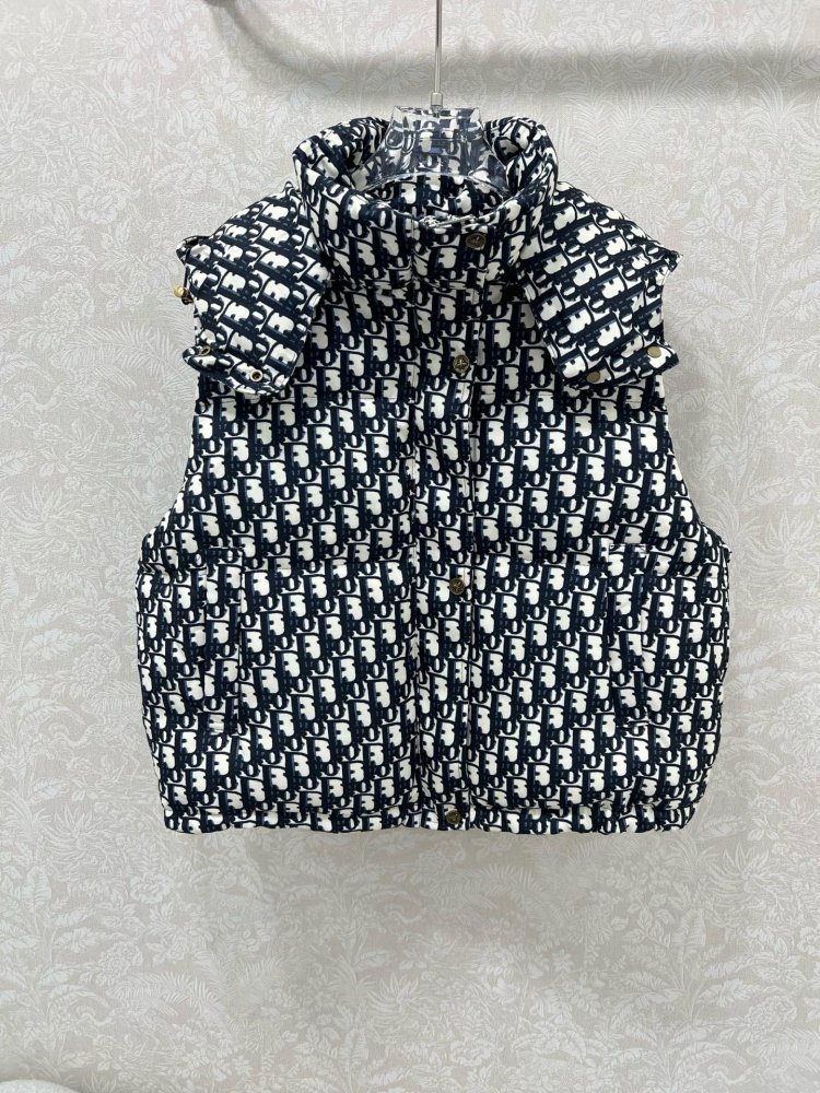 Жилетка женская