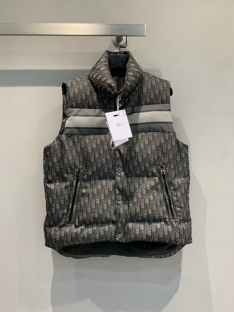 Жилетка женская