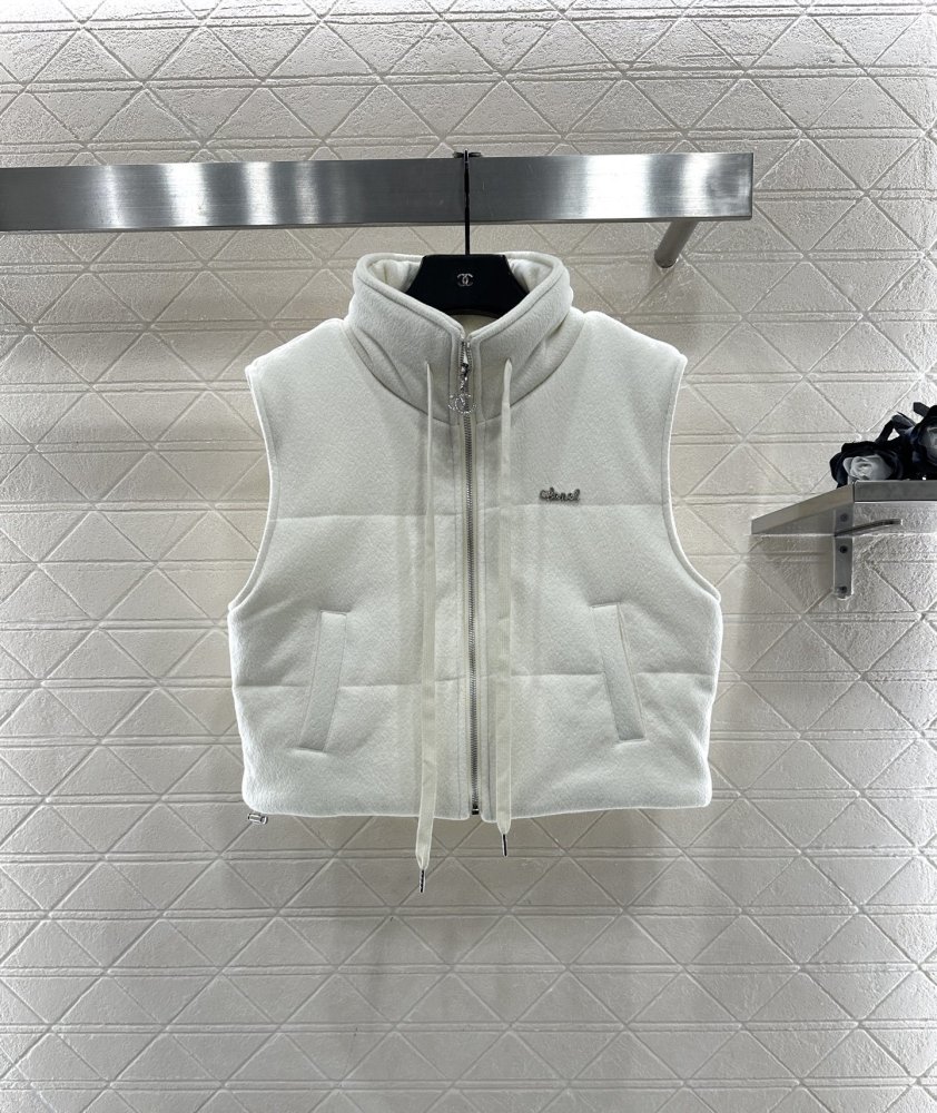 Жилетка женская