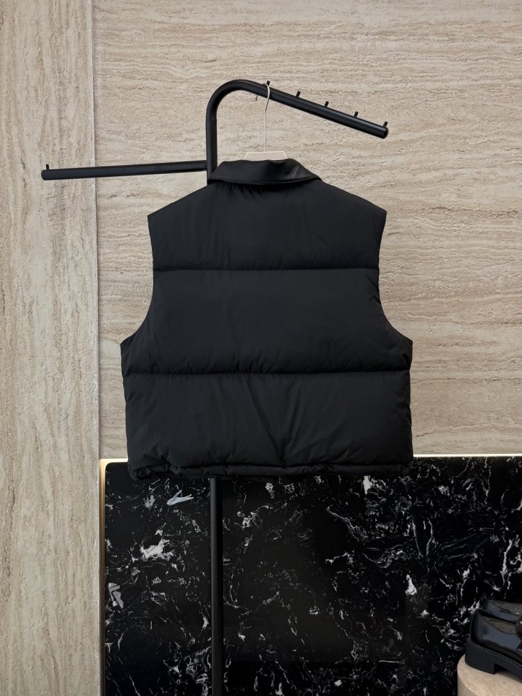 Жилетка женская фото 2