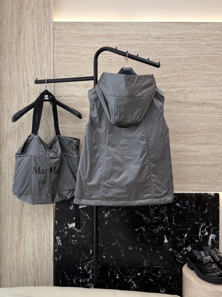 Жилетка жіноча фото 2