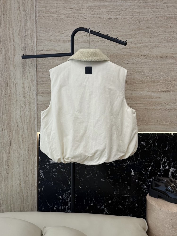 Vest women's фото 2