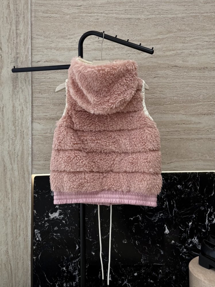 Жилетка жіноча фото 2