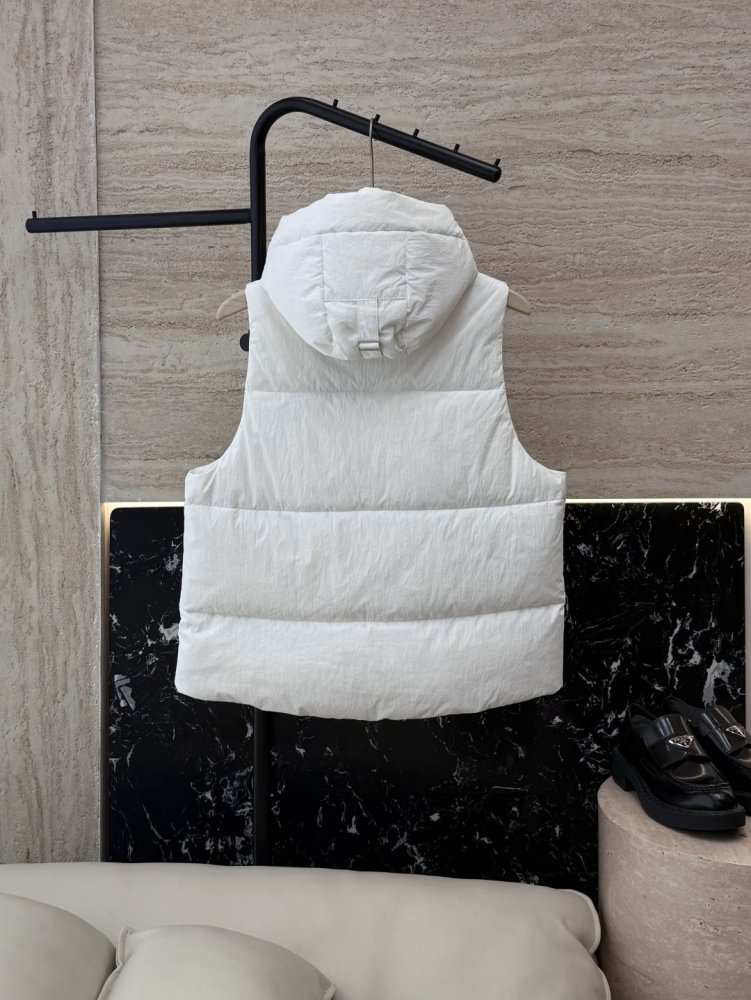 Vest women's фото 2