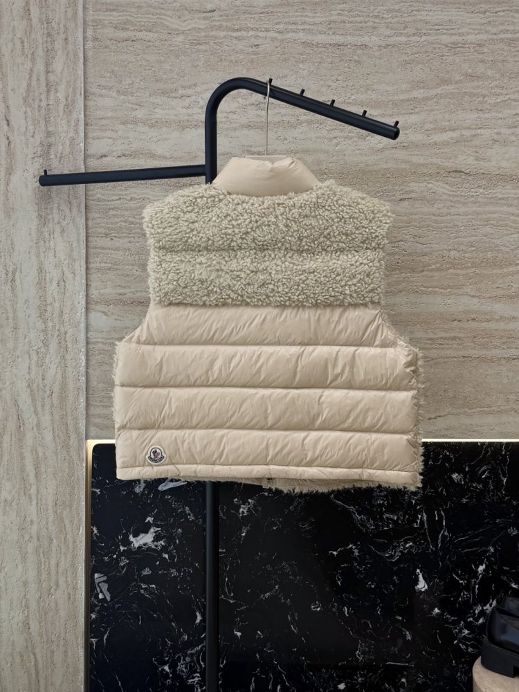 Жилетка жіноча фото 2