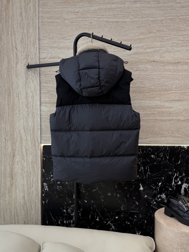 Vest women's фото 2