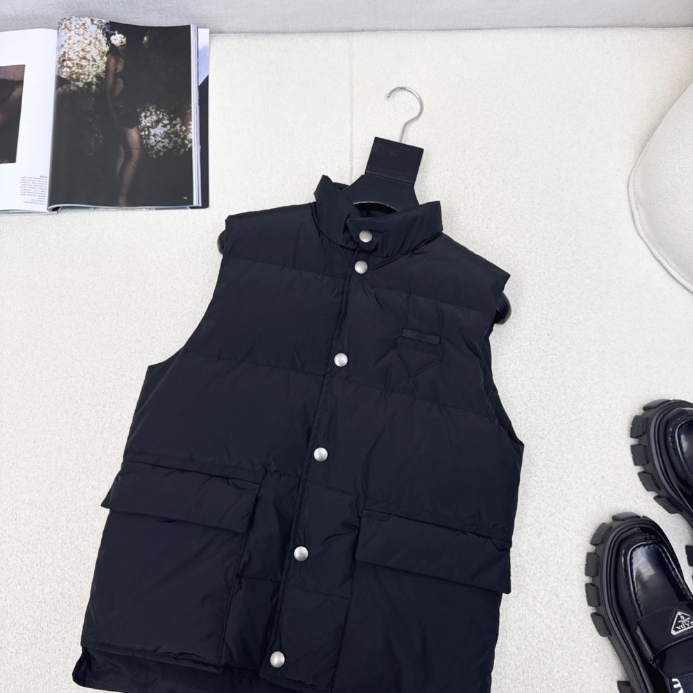 Жилетка женская фото 2