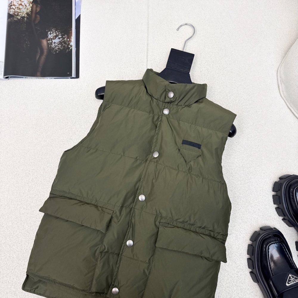 Vest women's фото 2