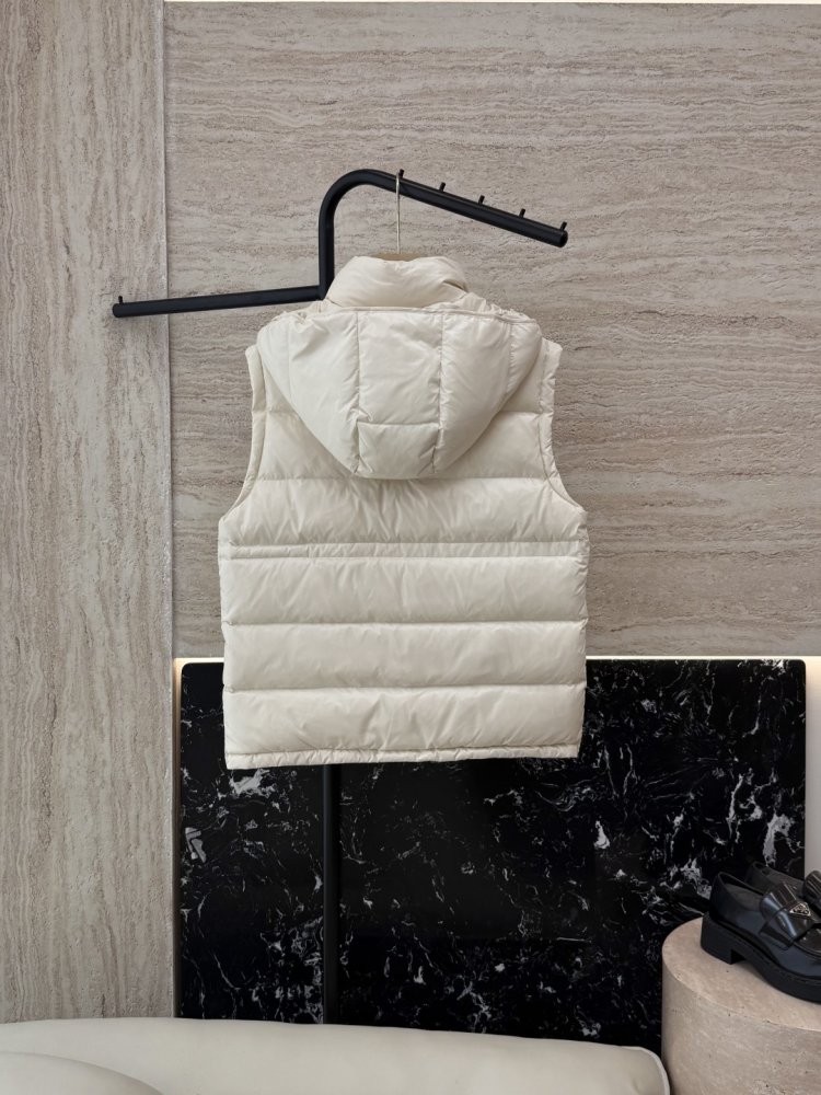 Vest women's фото 2