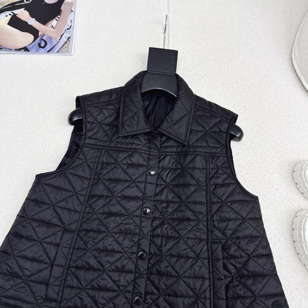 Vest women's фото 2