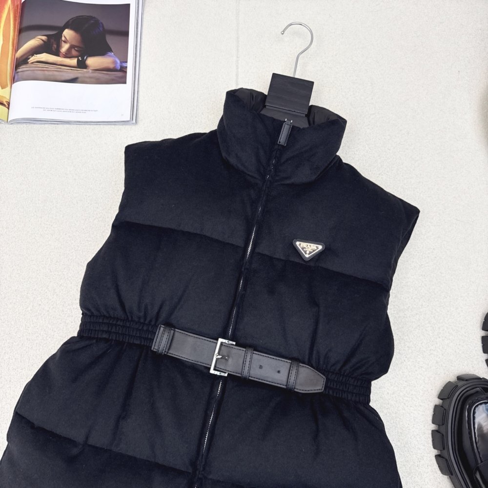 Жилетка жіноча фото 2