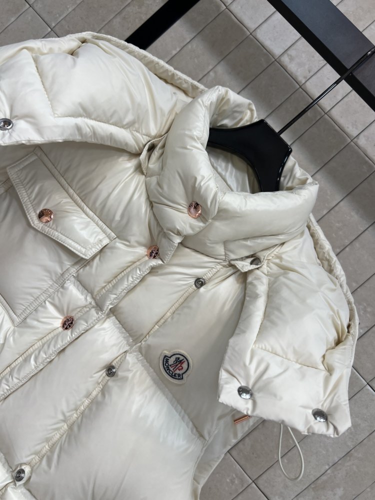 Жилетка жіноча фото 2