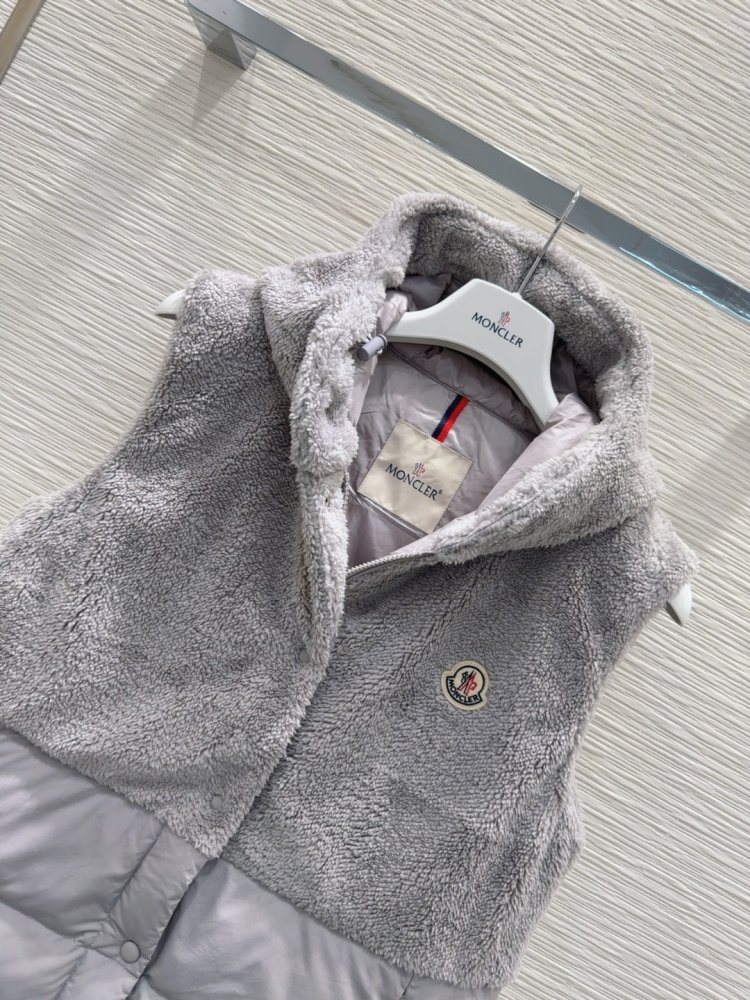 Жилетка жіноча фото 2