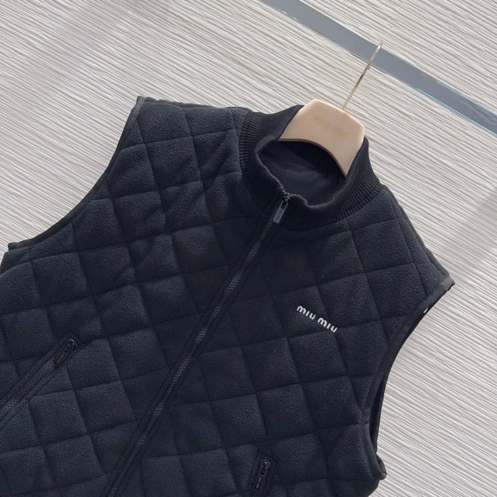 Жилетка женская фото 2