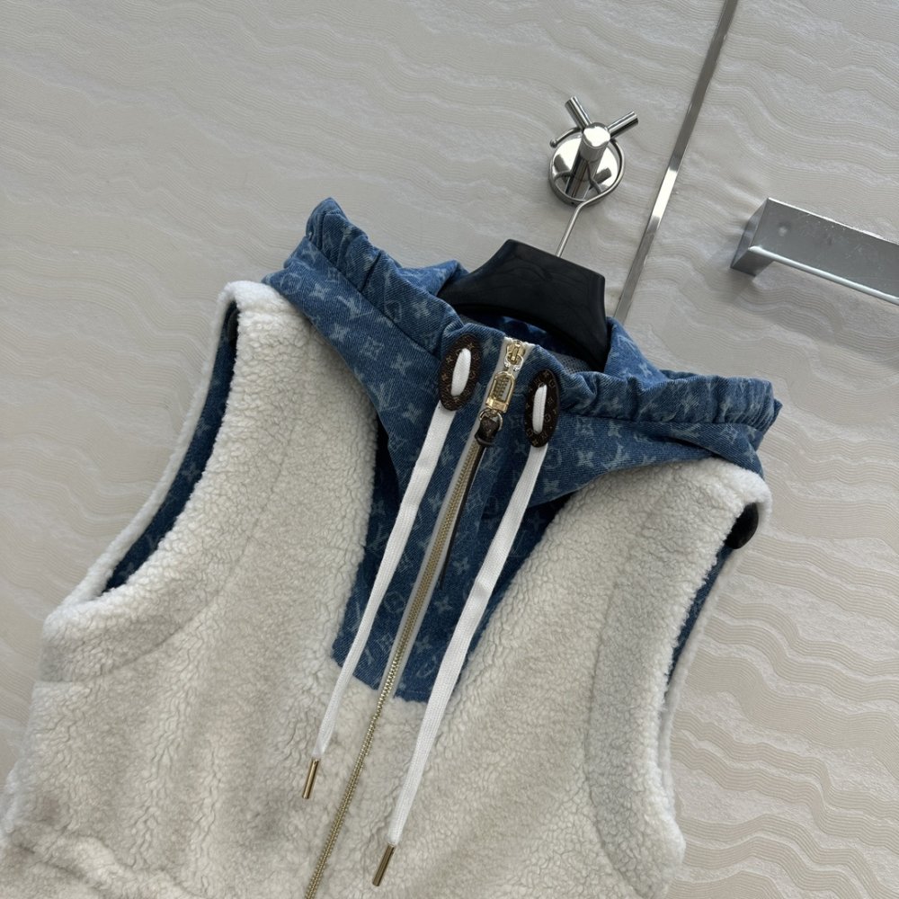 Жилетка жіноча фото 2