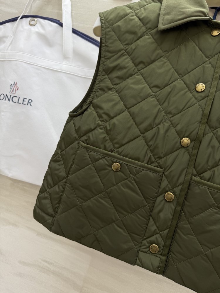 Жилетка жіноча фото 2