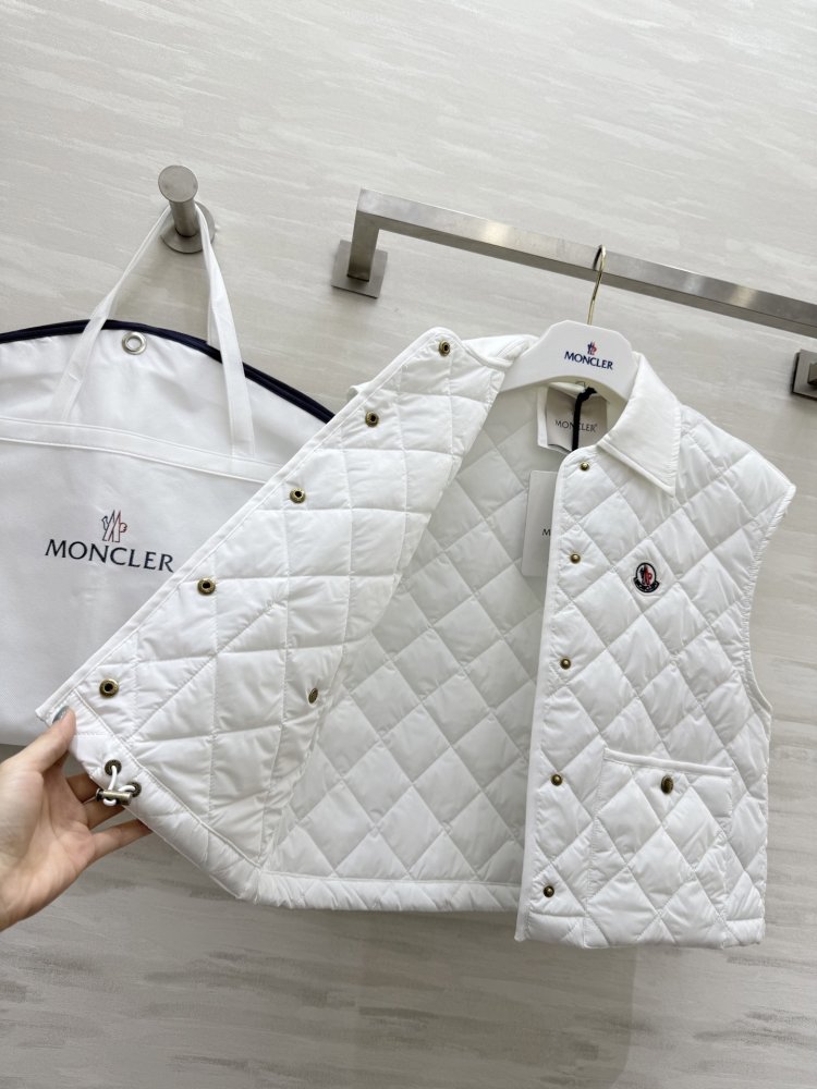 Жилетка жіноча фото 2