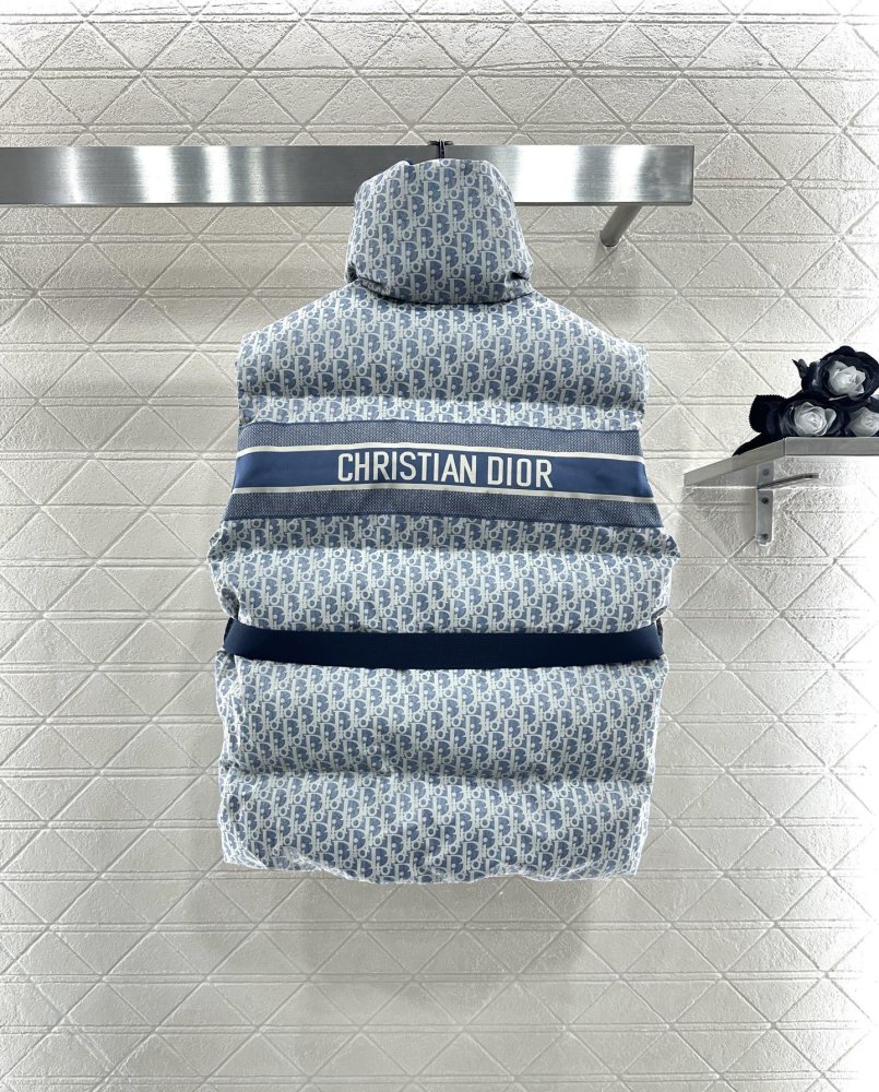 Жилетка женская фото 2