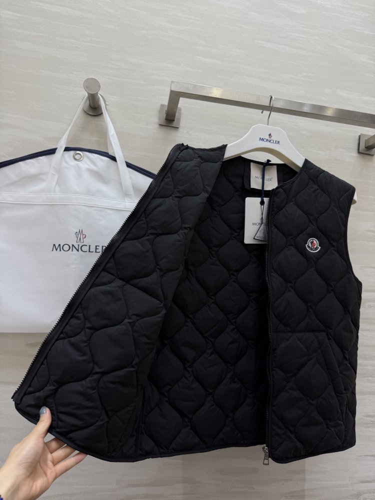 Vest women's фото 2