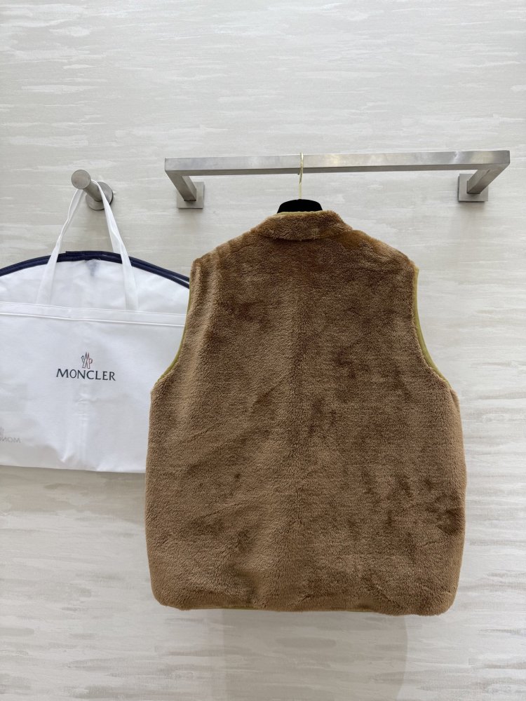 Жилетка жіноча фото 2