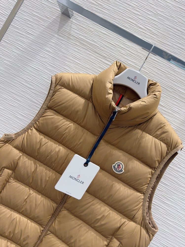 Жилетка женская фото 2