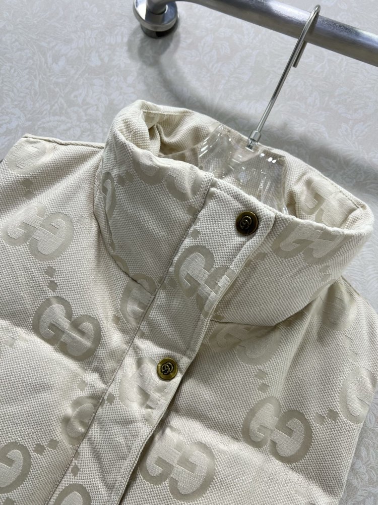 Жилетка женская фото 2