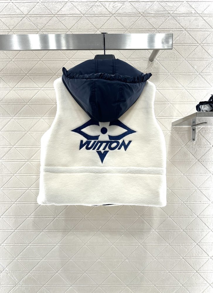 Жилетка женская фото 2