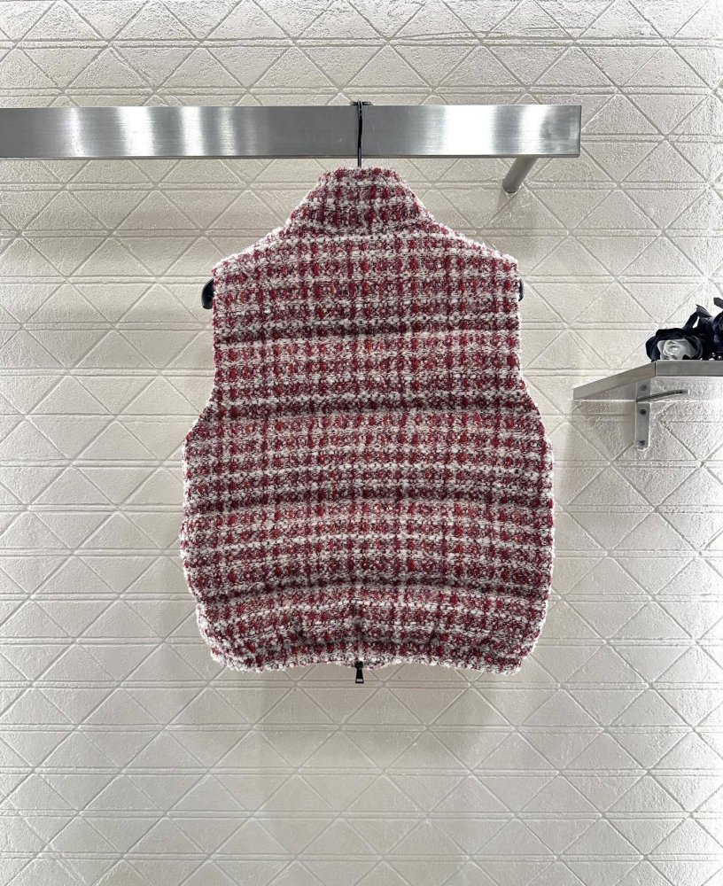 Жилетка женская фото 2