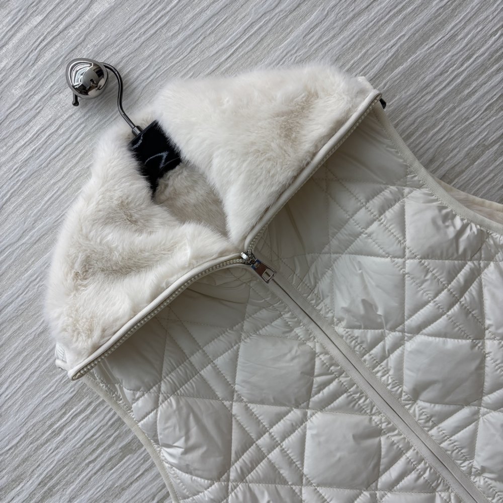 Жилетка женская фото 3