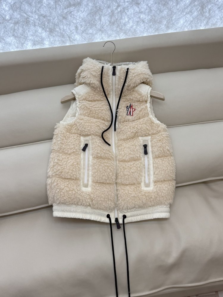 Жилетка жіноча фото 3