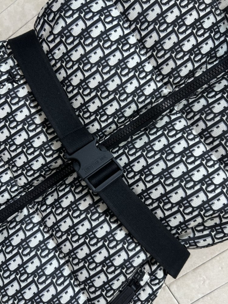 Жилетка женская фото 3