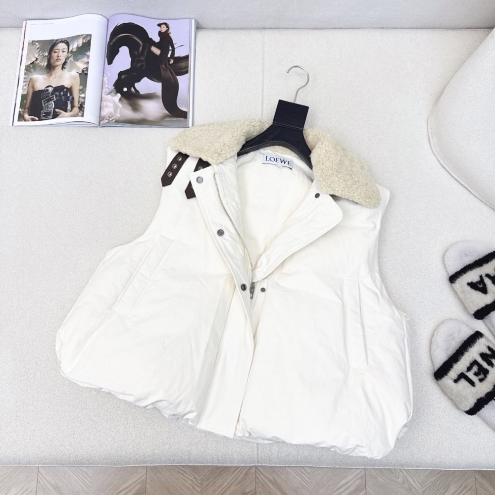 Vest women's фото 3