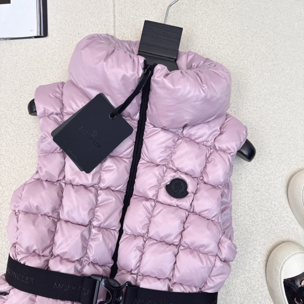 Vest women's фото 3