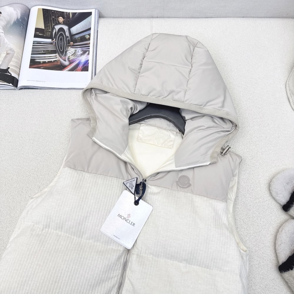 Vest women's фото 3