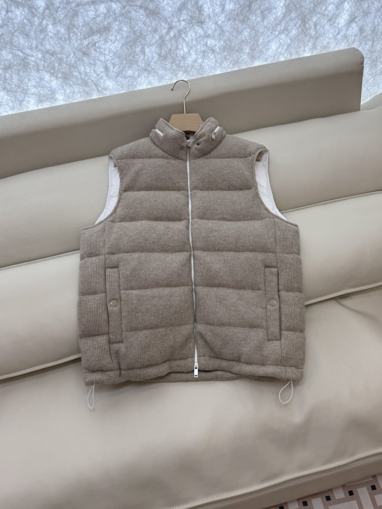 Жилетка женская фото 3