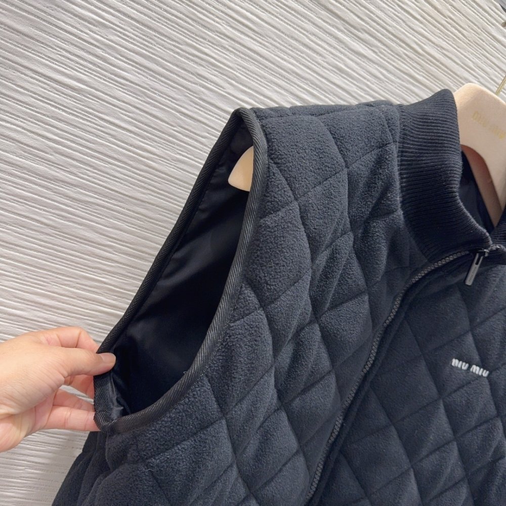 Жилетка женская фото 3