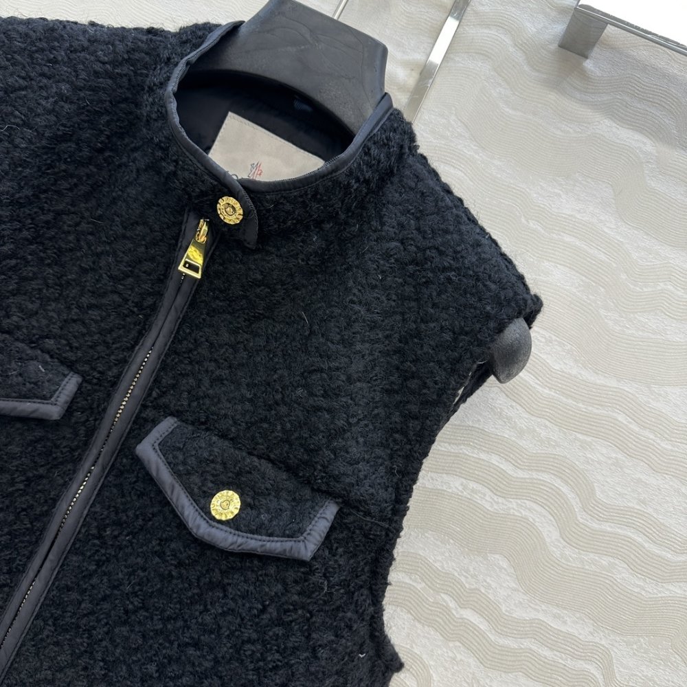 Жилетка жіноча фото 3