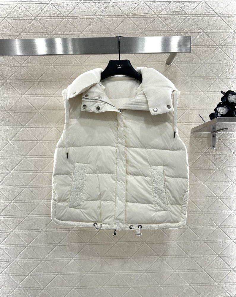 Vest women's фото 3