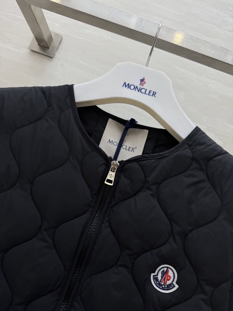 Vest women's фото 3