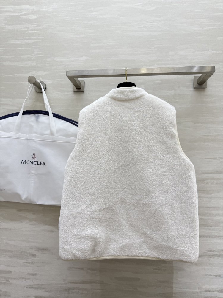 Жилетка жіноча фото 3