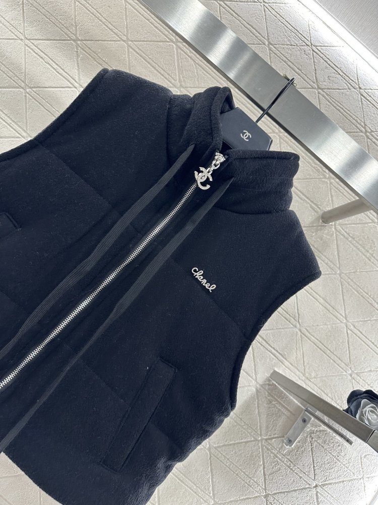 Жилетка женская фото 3