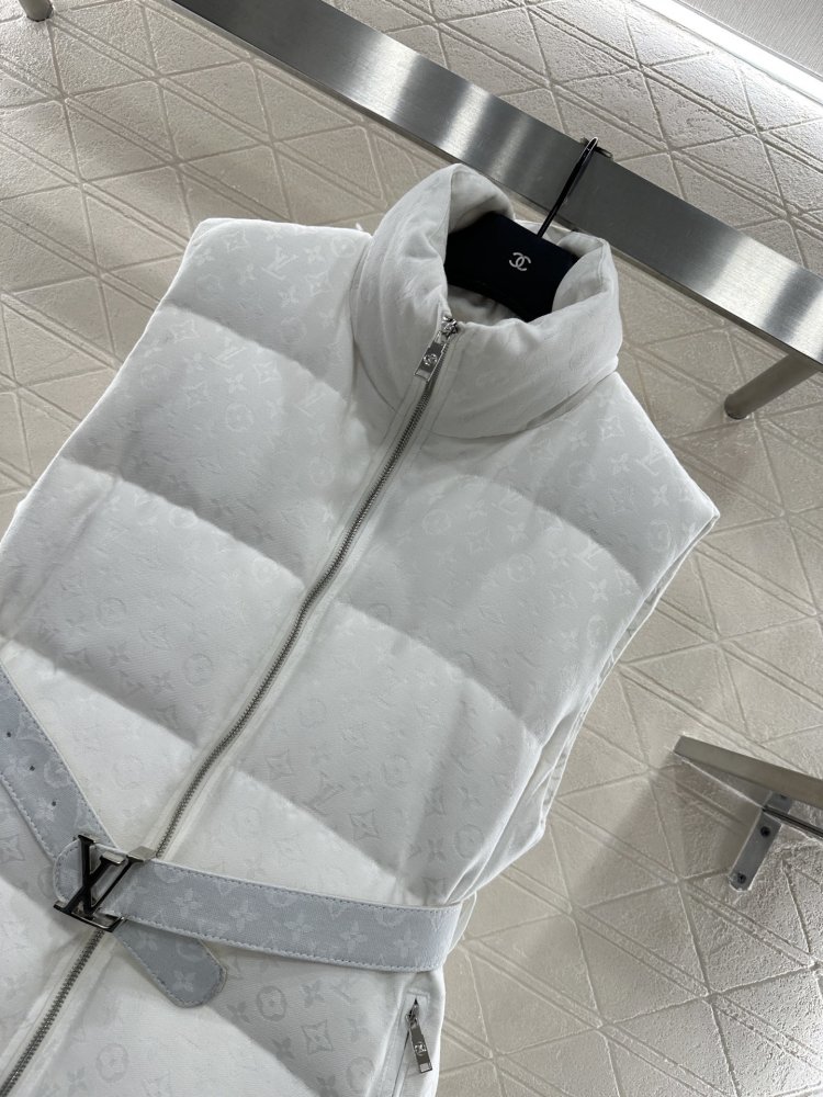 Жилетка женская фото 3