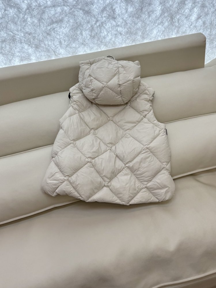 Жилетка жіноча фото 4